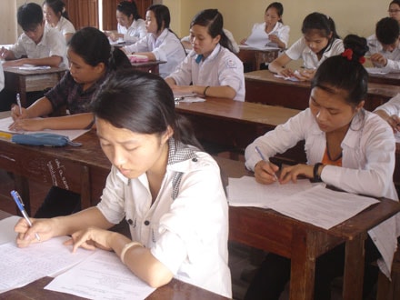 Ngày đầu tiên kỳ thi tuyển sinh vào lớp 10: Siết chặt kỷ luật trường thi