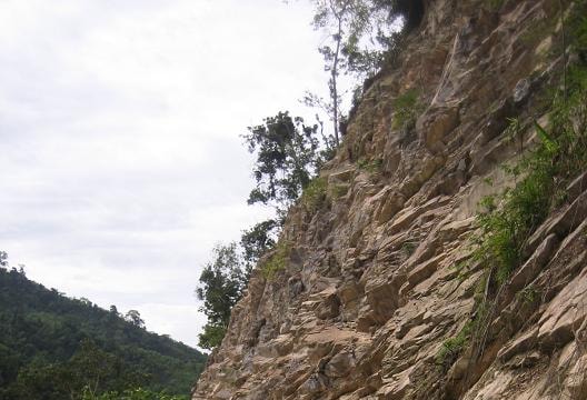 Mở đường tuần tra biên giới