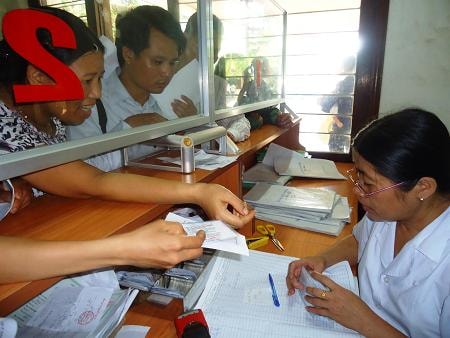 Bảo hiểm y tế cho trẻ dưới 6 tuổi: Bài 2: Người dân còn thờ ơ...