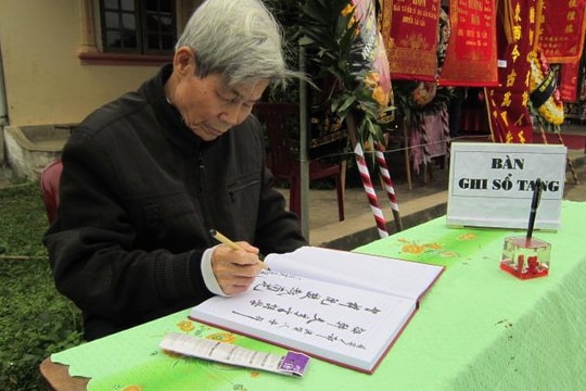 Người miệt mài với "trầm tích" văn hóa