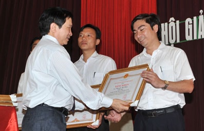 Bế mạc Hội thi giáo viên dạy nghề giỏi tỉnh Nghệ An 2011