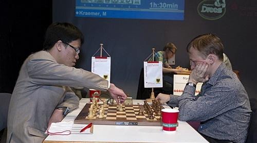 Lê Quang Liêm đánh bại số 10 thế giới