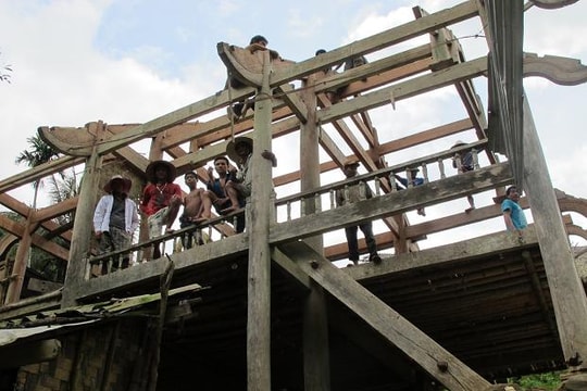 Nước lòng hồ Thủy điện Bản Vẻ nhấn chìm bản Xốp Cháo: "Thiếu sót phải rút kinh nghiệm"