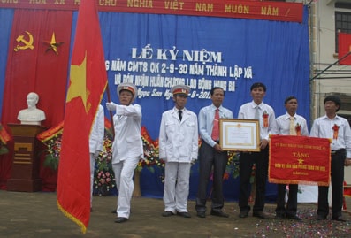 Xã Ngọc Sơn ( Quỳnh Lưu) đón nhận Huân chương Lao động hạng Ba