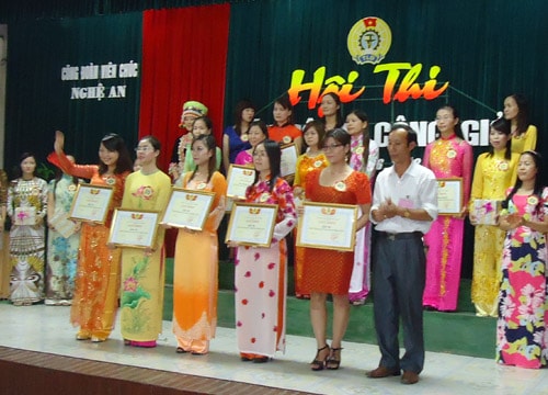Công đoàn viên chức Nghệ An tổ chức Hội thi “Cán bộ nữ công giỏi” năm 2011