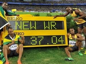 “Tia chớp” Usain Bolt lập KLTG ở cự li 4x100m