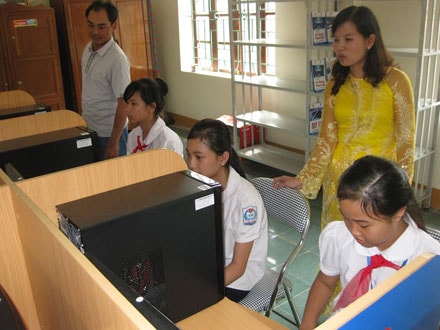 Công ty Viễn thông Nghệ An khai trương “Điểm Internet thanh niên huyện nghèo”