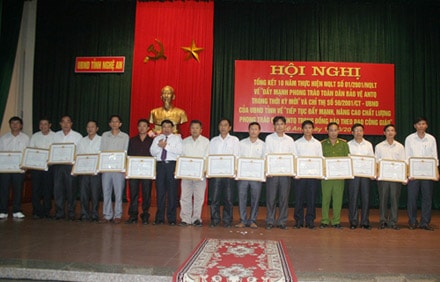 Tổng kết 10 năm thực hiện Nghị Quyết Liên tịch 01 và Chỉ thị 50 của UBND tỉnh