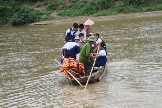 Khối Hoa HảI (thị trấn Tân Lạc, Quỳ Châu): Ước mơ có một cây cầu