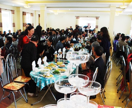 TP Vinh- khó tìm khách sạn cho ngày cưới