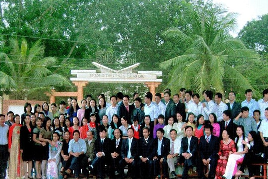 50 năm giữ vững ngọn cờ tiên phong