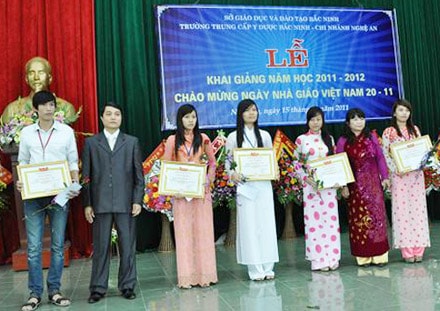 Hướng tới môi trường giáo dục lành mạnh