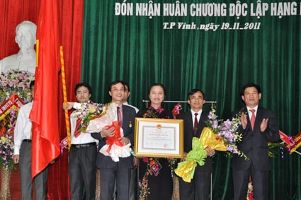 Trường Chính trị Nghệ An kỷ niệm 65 năm Ngày thành lập và đón nhận Huân chương Độc lập hạng Ba