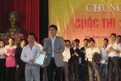 Chung kết cuộc thi “SV 2012” Trường ĐH SPKT Vinh