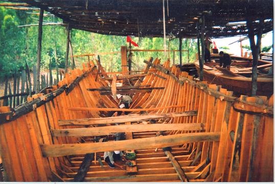 Bài 2: "Khát" lao động lành nghề