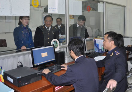 Khai trương bộ phận hải quan điện tử tại Chi cục hải quan Cảng Nghệ An