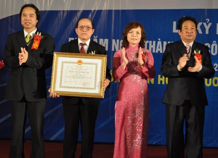 Công ty Xăng dầu Nghệ An kỷ niệm 55 năm thành lập và đón nhận Huân chương Độc lập hạng Nhì