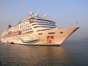 2.000 khách tàu biển quốc tế “xông đất” cố đô Huế