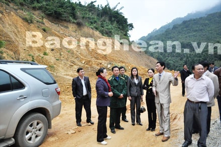 Giám sát Chương trình hỗ trợ giảm nghèo nhanh và bền vững tại huyện Tương Dương