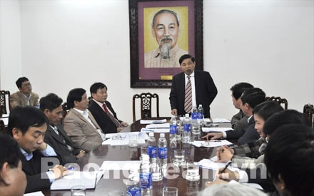 Nghe và cho ý kiến về đề án tổ chức Festival dân ca, hò, ví dặm xứ Nghệ năm 2012