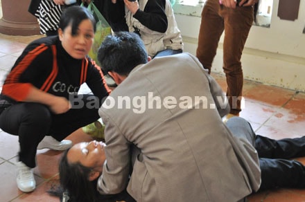 Băn khoăn về dịch vụ ở chùa Hương Tích