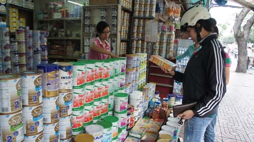 Yêu cầu bình ổn giá sữa