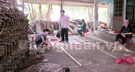 Những “ Triệu phú trẻ” ... bất ly hương