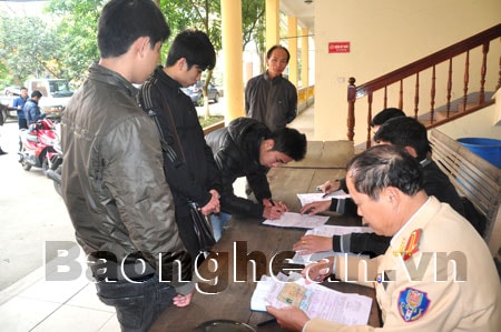 9 học sinh trường THPT VTC cùng vi phạm trật tự ATGT