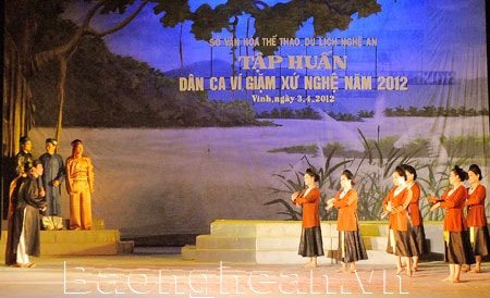 Tập huấn dân ca ví, giặm Xứ Nghệ năm 2012