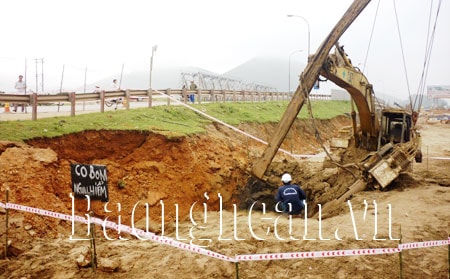 Khắc phục vụ nổ trên công trường thi công cầu Cấm