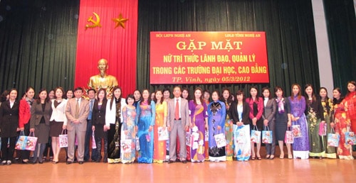 Phát huy vai trò nữ trí thức