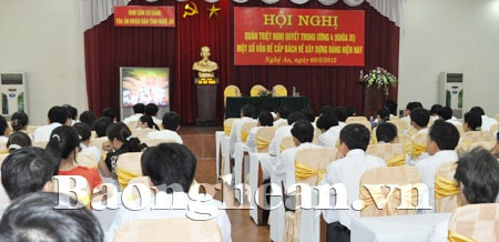 Ngành Toà án quán triệt Nghị quyết TƯ 4 (Khóa XI)