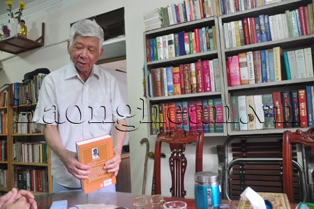 PGS. Ninh Viết Giao vào tuổi 80