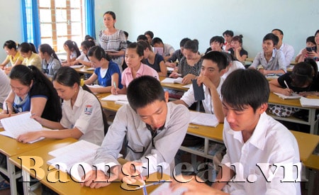 Giao quyền tự chủ cho địa phương nhưng không nới lỏng