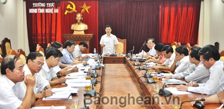 Thẩm tra tờ trình, dự thảo nghị quyết về lĩnh vực y tế - dân số/KHHGĐ để trình HĐND tỉnh