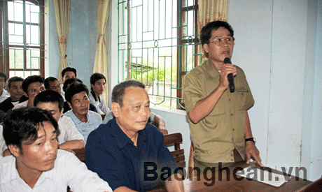 ĐBQH tiếp xúc cử tri huyện Quỳ Châu