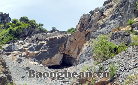 3 cơ sở khai thác đá trái phép ở Trù Sơn - Đô Lương ngang nhiên hoạt động