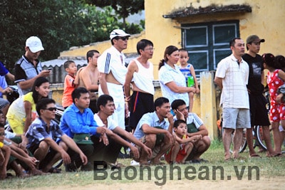 Giải bóng đá truyền thống TN phường Hưng Bình lần thứ 32