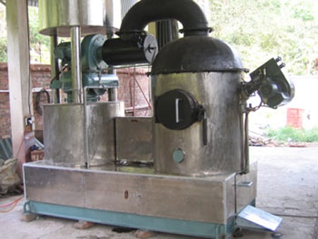 “Kỹ sư không bằng” và sáng chế lò đốt rác thải độc hại y tế