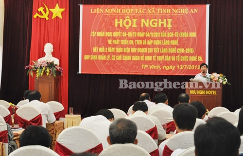 Tập huấn phát triển công nghiệp, tiểu thủ công nghiệp và xây dựng làng nghề