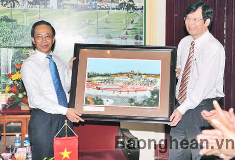 Đoàn đại biểu Viện Kiểm sát nhân dân tối cao Lào thăm Nghệ An