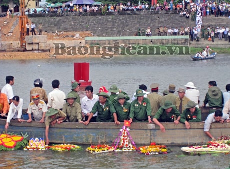 Tháng Bảy tri ân