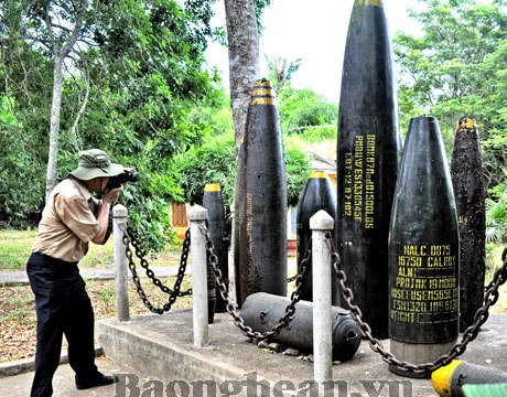 Trở lại vùng đất thiêng