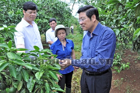 Suy nghĩ về công tác tư tưởng, tuyên giáo hiện nay
