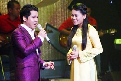 Hé lộ cát-sê "khủng" của "sao" nhạc đỏ