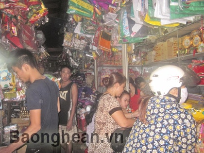 Đốt nhiều tiền cho hàng mã liệu có trọn chữ hiếu !