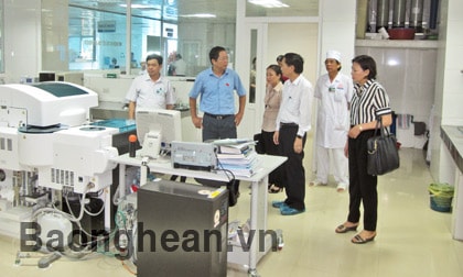 ĐB Quốc hội giám sát công tác xã hội hóa chăm sóc sức khỏe nhân dân tại các bệnh viện tuyến tỉnh