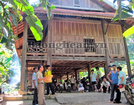 Đón rằm Tháng Bảy của người Thái Nghệ An