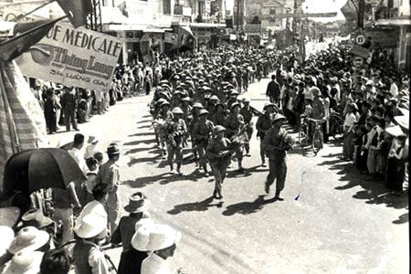 Những hình ảnh đáng nhớ về ngày Tết độc lập đầu tiên