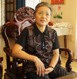 Nữ tiếp viên hàng không đầu tiên phục vụ Bác Hồ